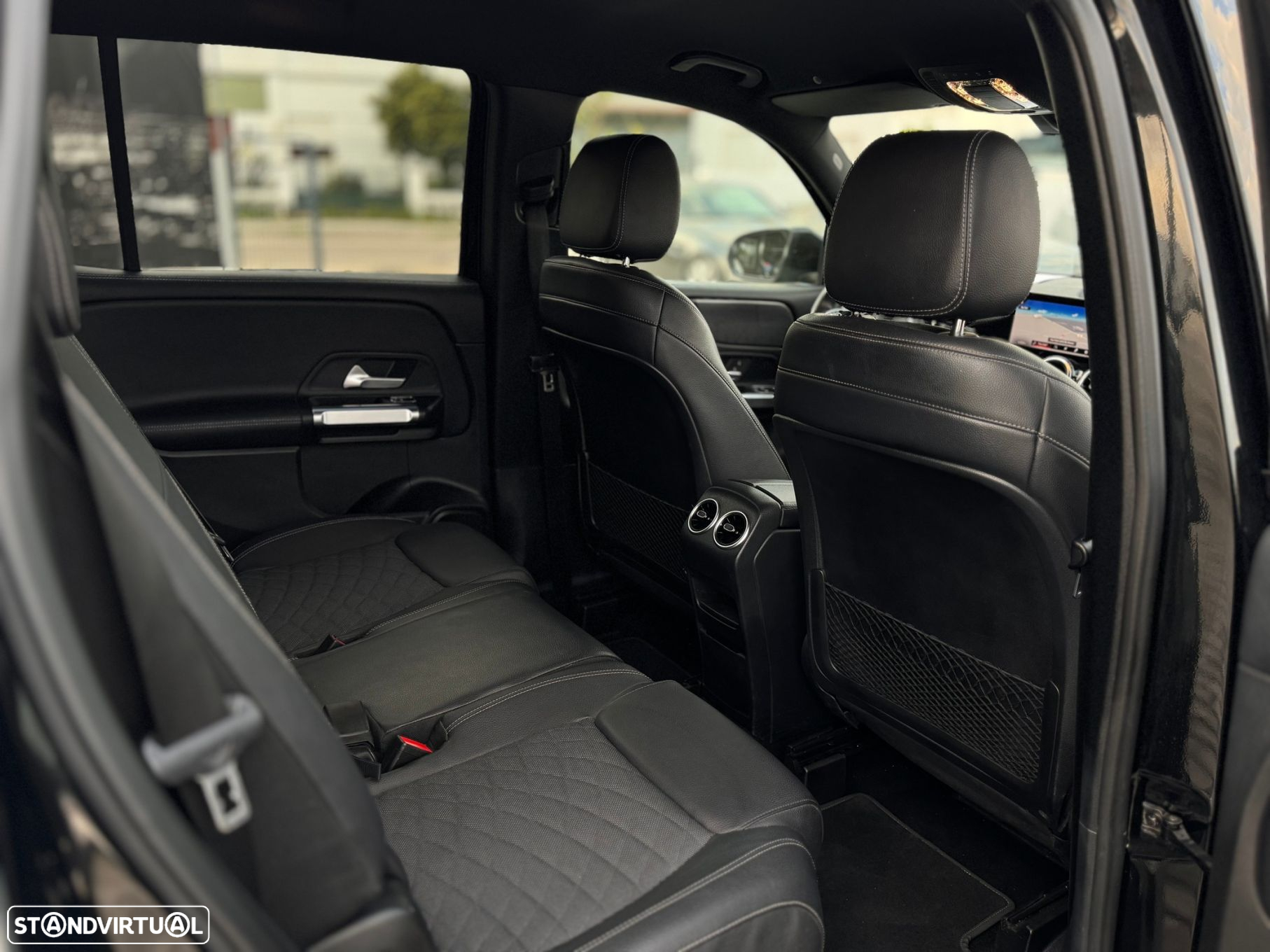 Mercedes-Benz GLB 180 d Progressive - 14