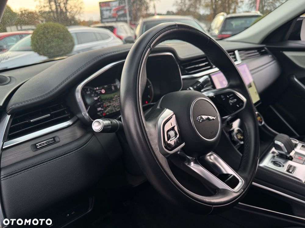 Jaguar F-Pace D200 AWD R-Dynamic SE - 5