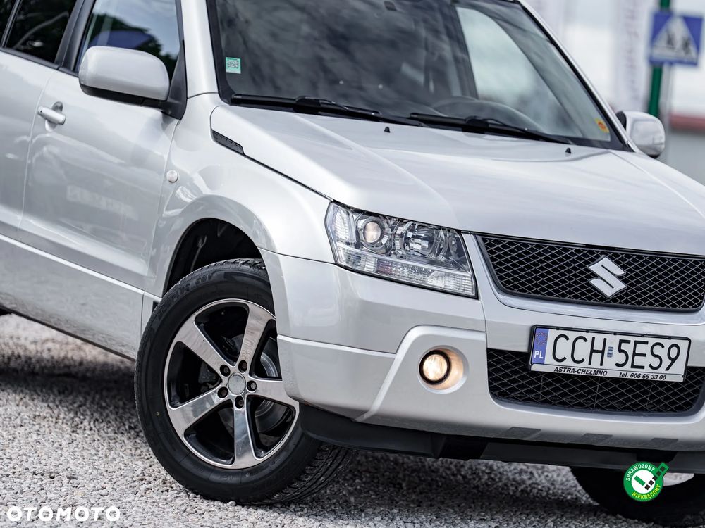 Suzuki Grand Vitara 2.0 Comfort Limited - 12
