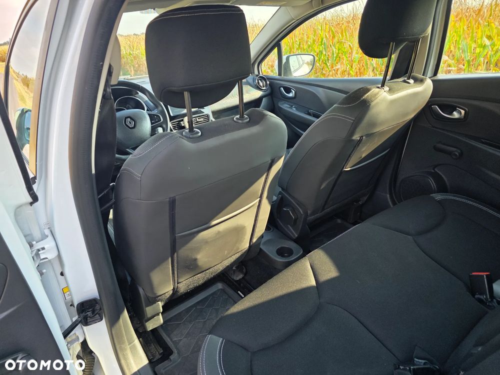 Renault Clio - 16