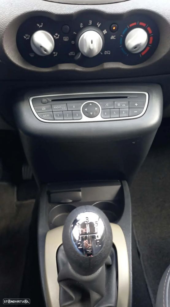 Renault Twingo 1.5 dCi Dynamique S - 12