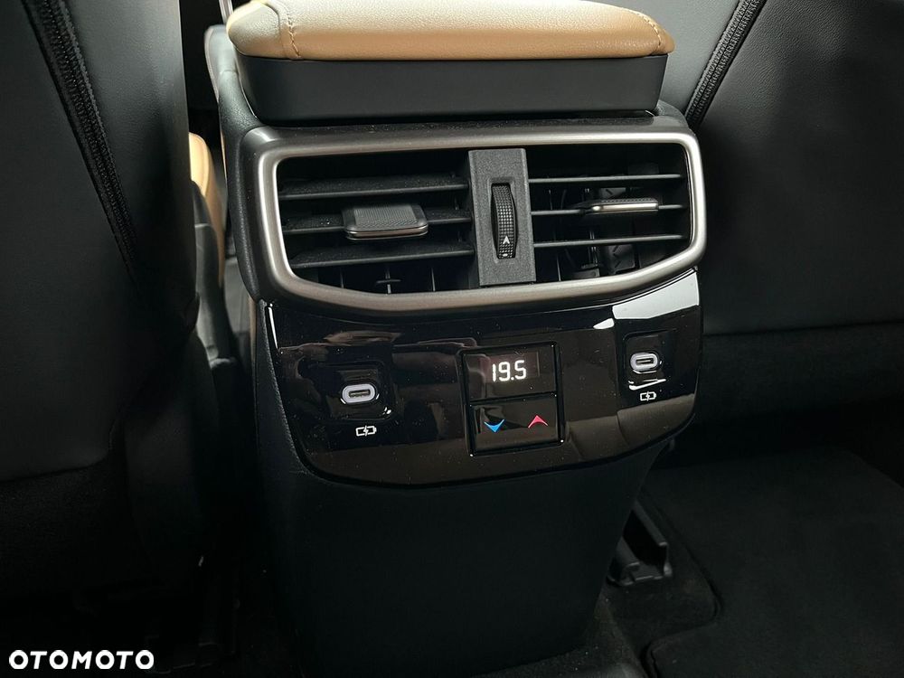 Lexus RX 450h+ Prestige - 29