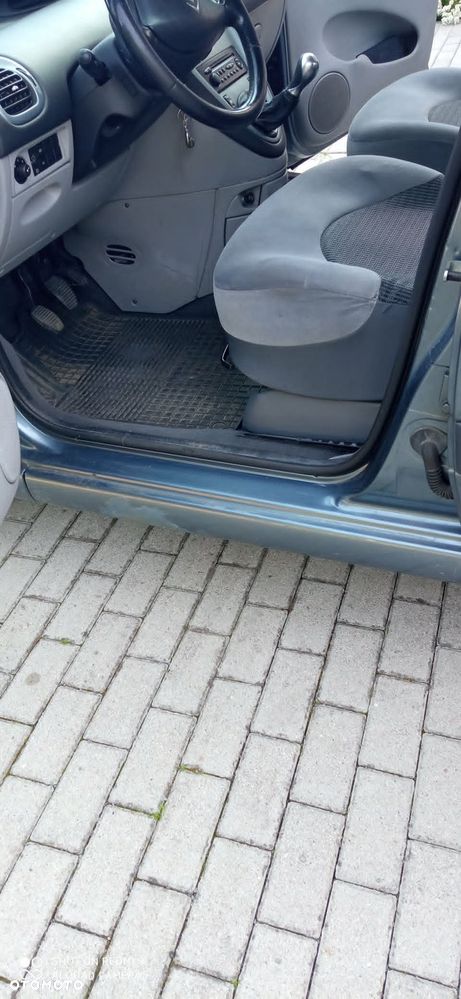 Citroën Xsara Picasso 1.6 Exclusive - 6
