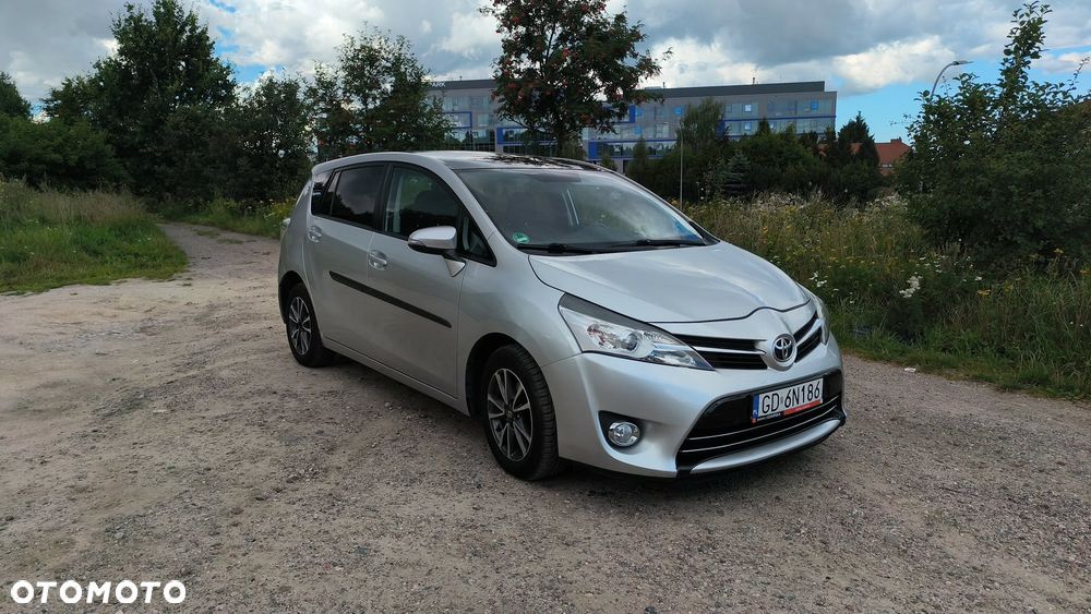Toyota Verso - 3