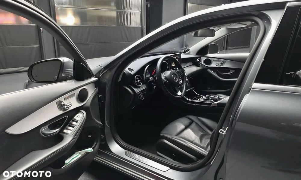 Mercedes-Benz Klasa C 200 7G-TRONIC Avantgarde - 8