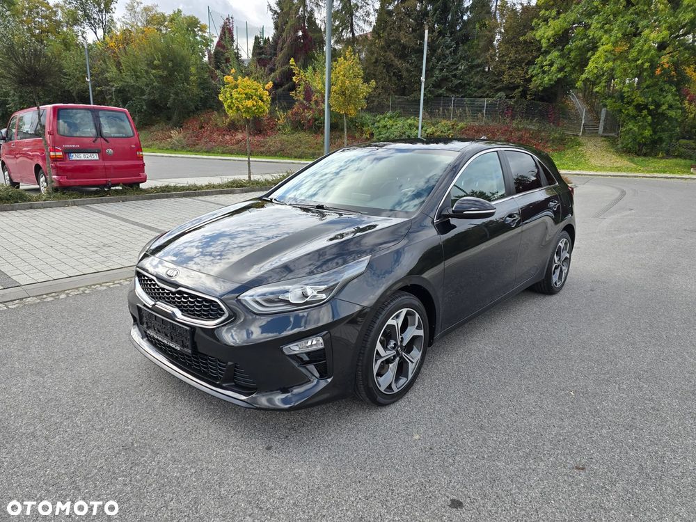 Kia Ceed - 25
