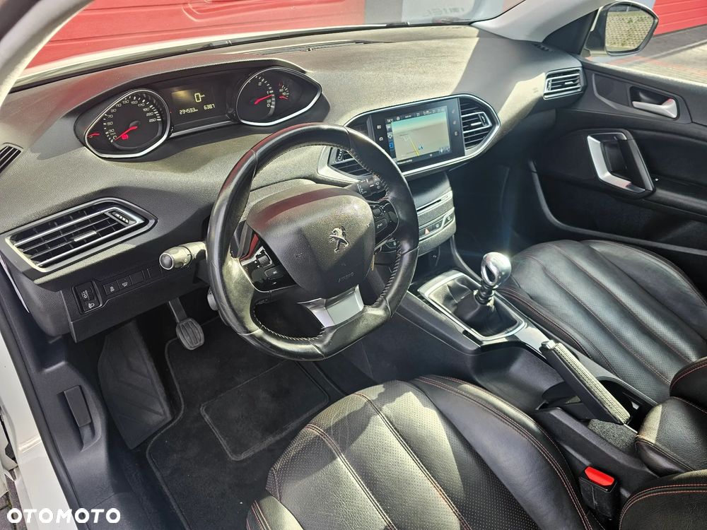 Peugeot 308 SW BlueHDi 120 Stop & Start Style - 8