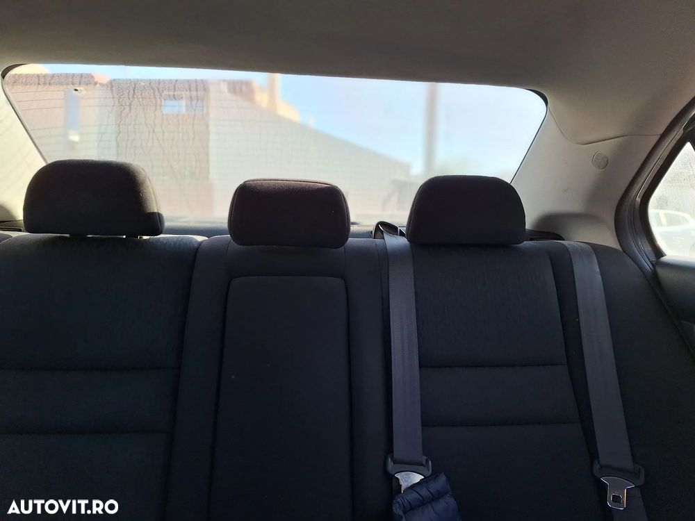 Honda Accord 2.0i Comfort - 4