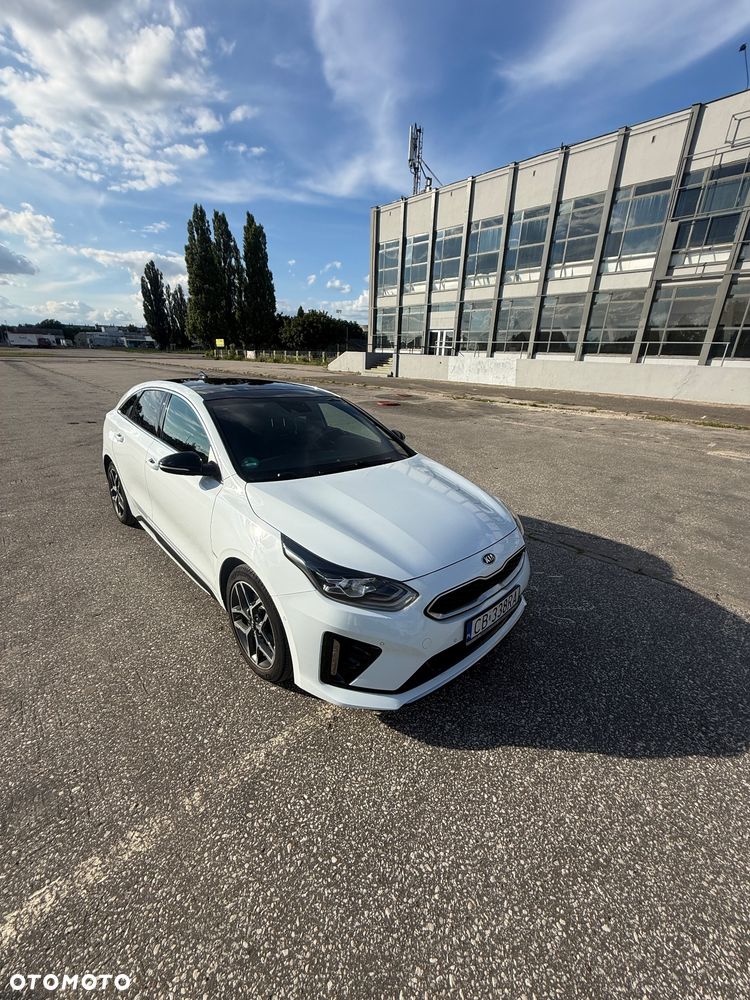 Kia ProCeed - 1