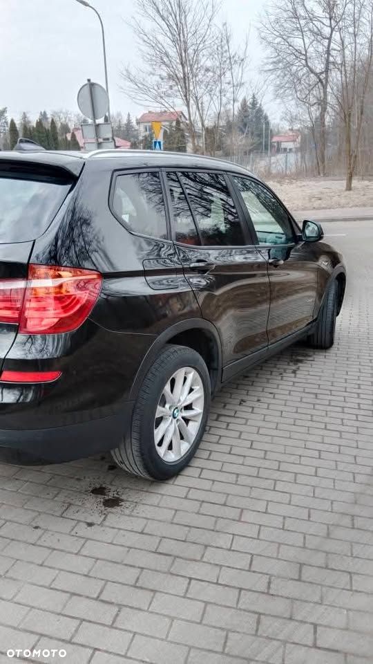 BMW X3 28i xDrive - 4