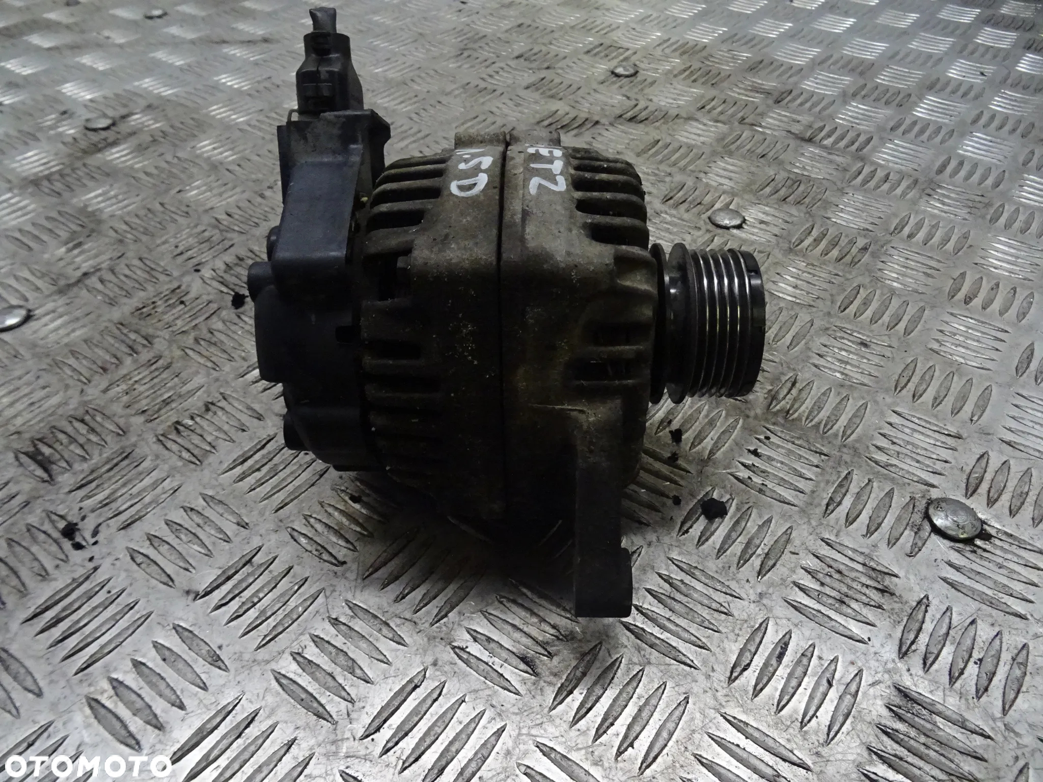 HYUNDAI GETZ LIFT 05-11 1.5CRDI ALTERNATOR 37300-2A010 - 3