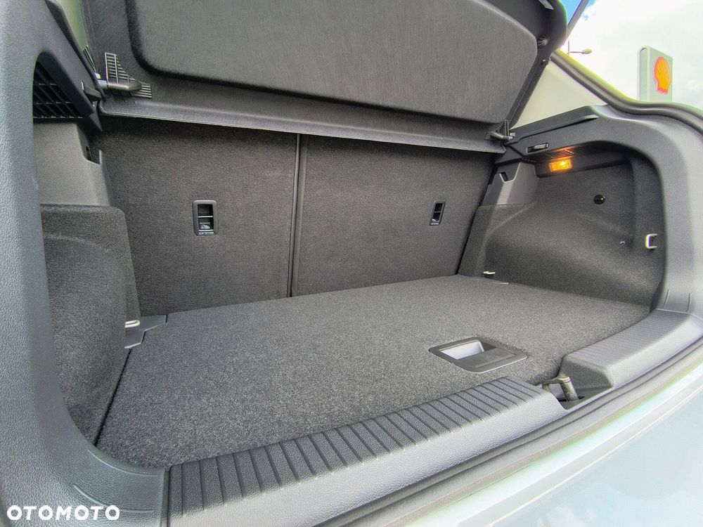 Volkswagen T-Cross 1.0 TSI Life Plus DSG - 28