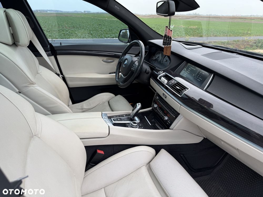 BMW 5GT - 6