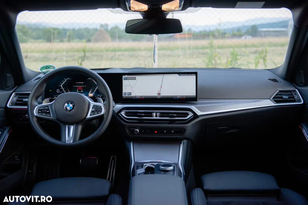 BMW Seria 3 320i AT - 7