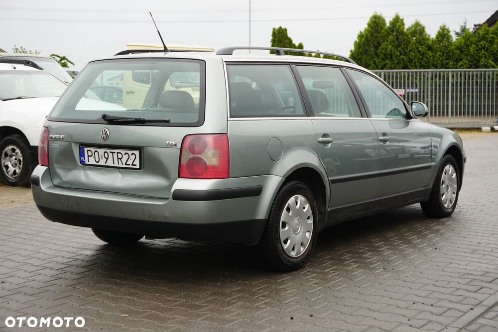 Volkswagen Passat 1.9 TDI Basis - 7