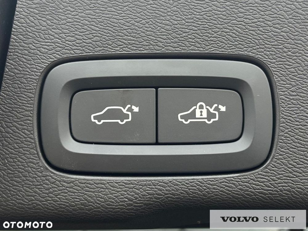 Volvo XC 60 - 32