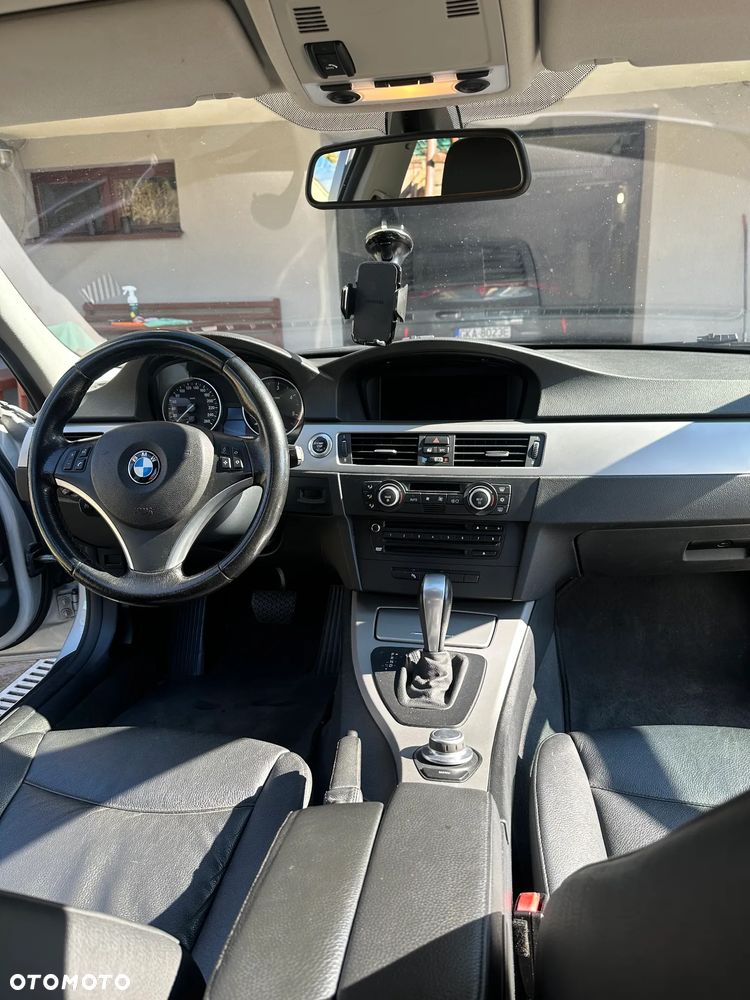 BMW Seria 3 330d DPF - 11