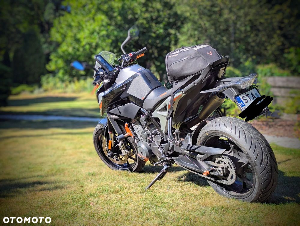 KTM Duke 790 - 2