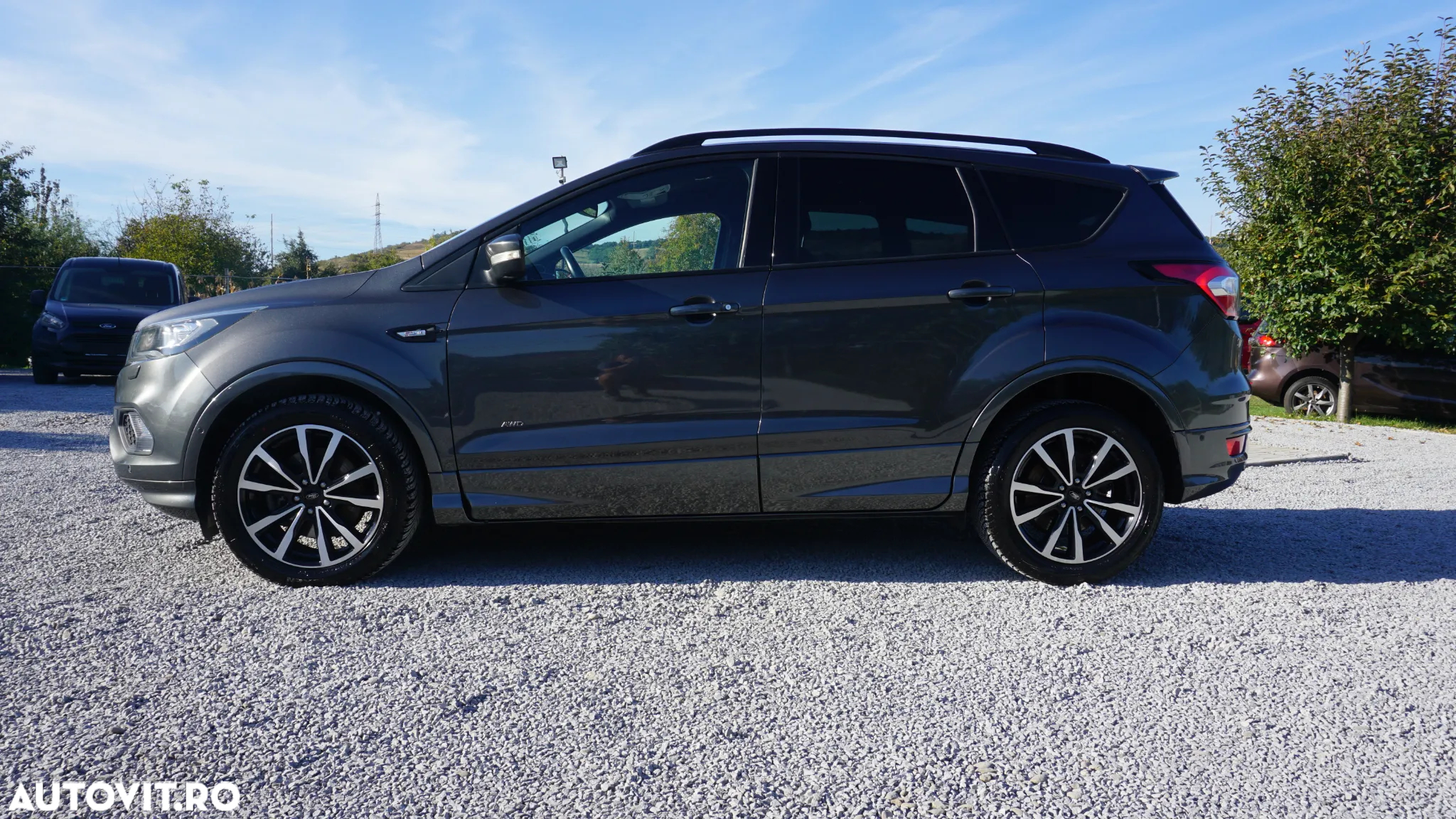 Ford Kuga 1.5 EcoBoost 4x4 Aut. ST-Line - 2