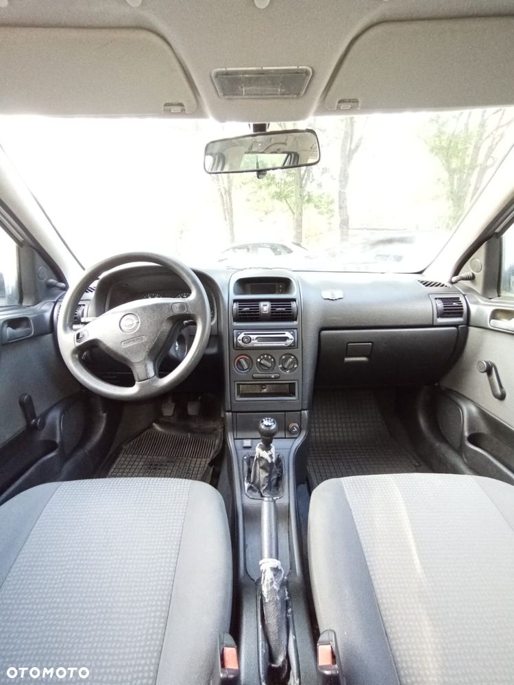 Opel Astra - 8