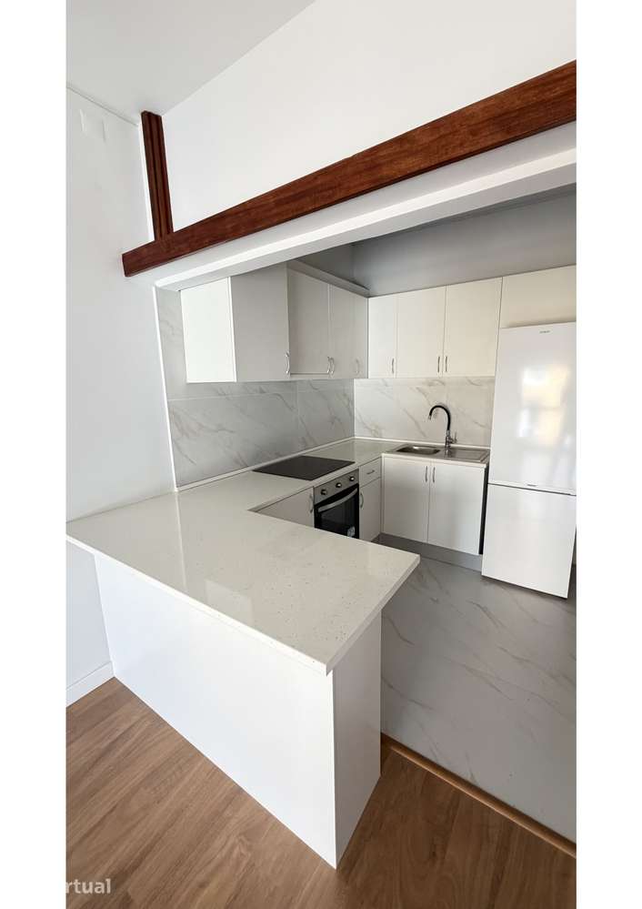 Apartamento T1 para Arrendamento | Junto Rua Boavista/Lapa, Porto - Grande imagem: 4/16