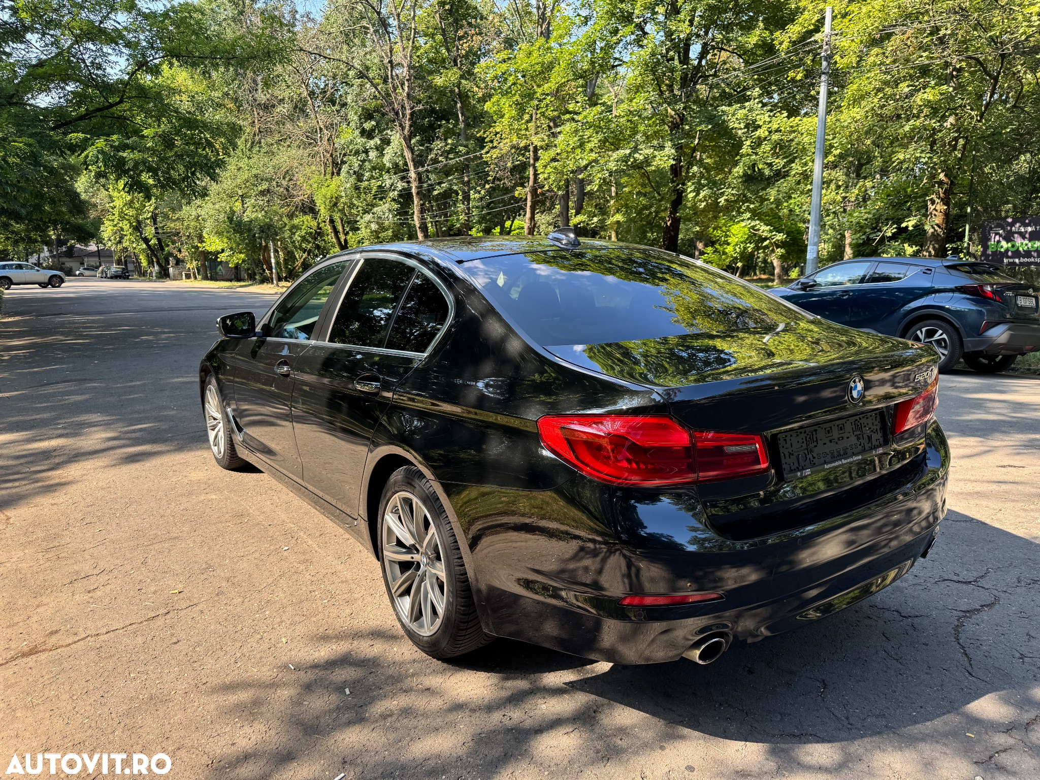 BMW Seria 5 520d Aut. Sport Line - 11