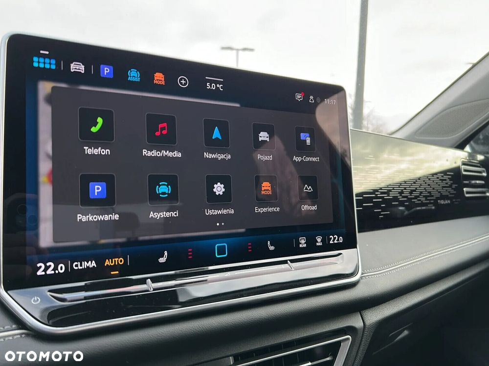 Volkswagen Tiguan - 19