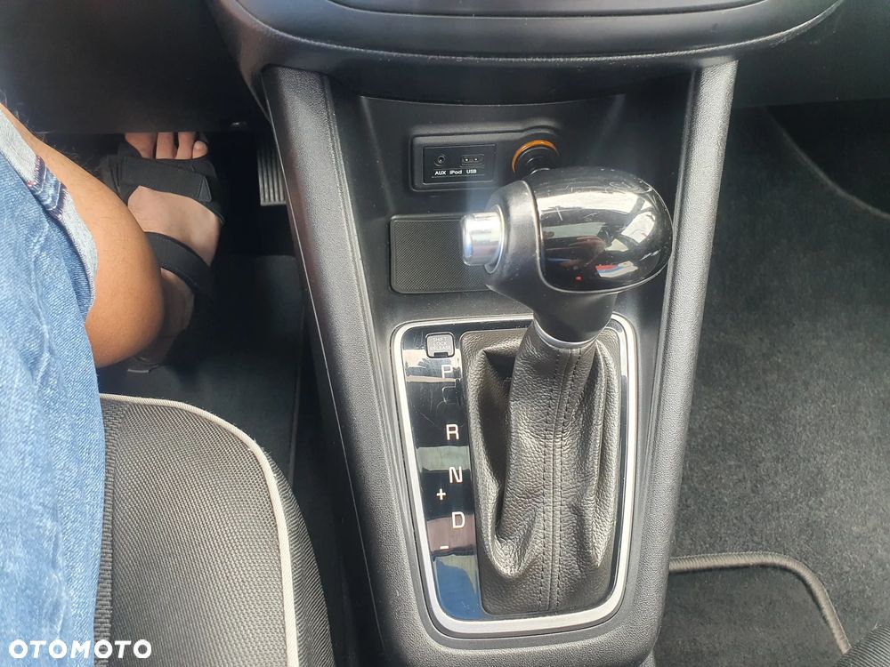 Kia Venga 1.6 CVVT Automatik Platinum Edition - 21