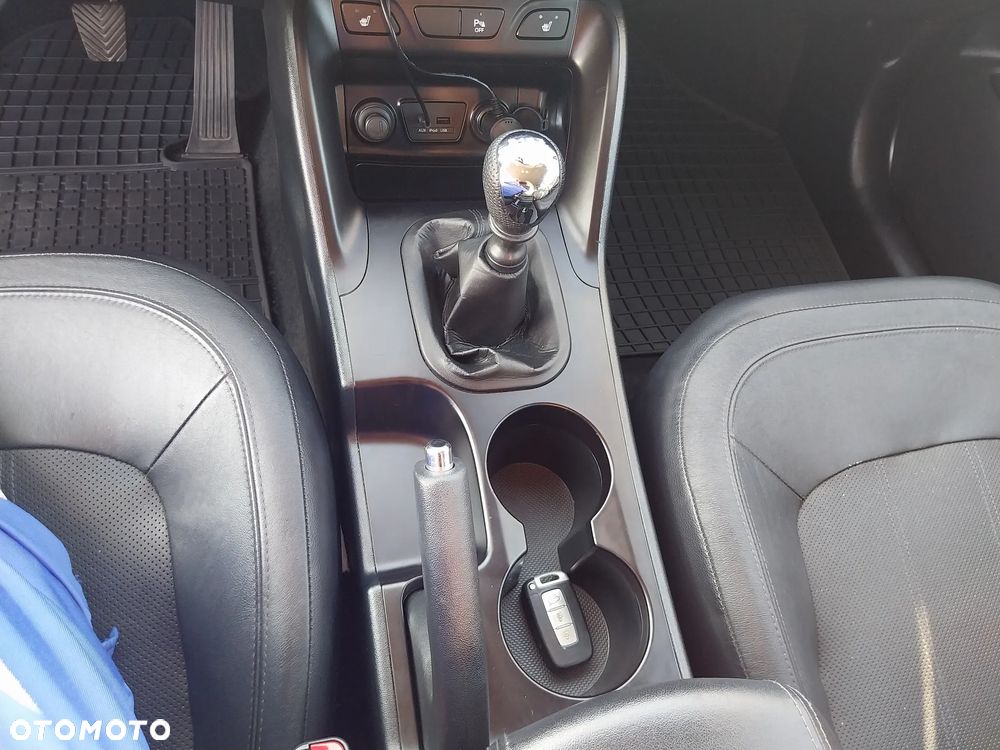 Hyundai ix35 - 13