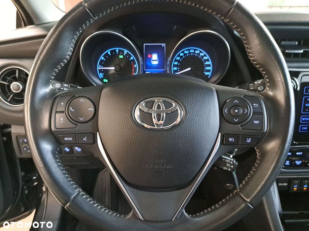 Toyota Auris - 33
