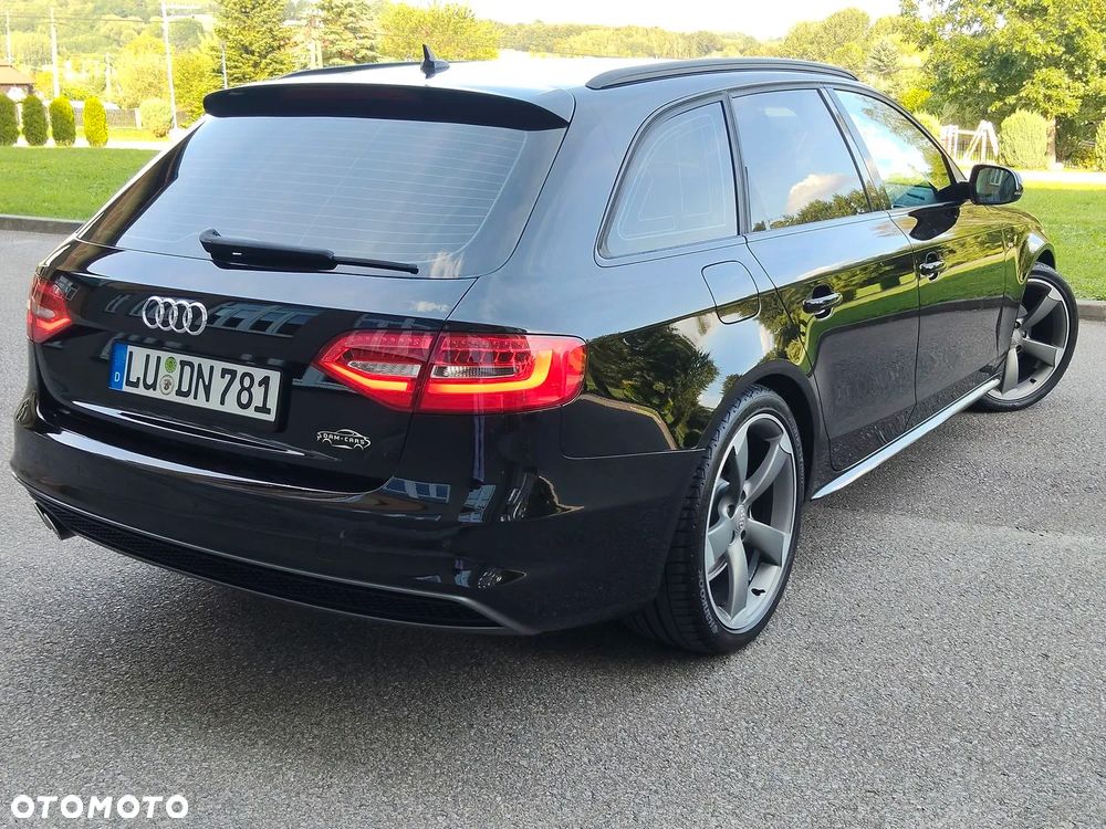 Audi A4 Avant 2.0 TDI DPF quattro S line Sportpaket - 4