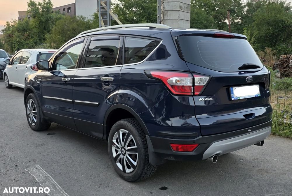 Ford Kuga - 3