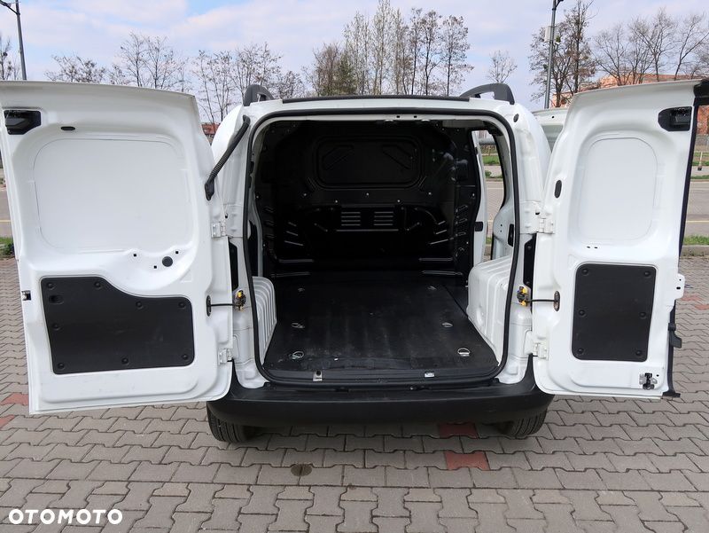 Fiat 2024 FIORINO Salon Polska, 1 właściciel. 1,3 Multijet. Drzwi przesuwne. czysty i zadbany. - 22