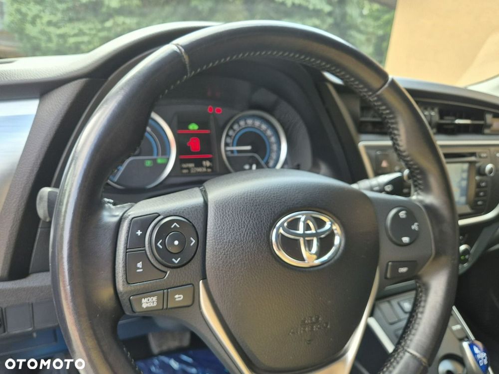 Toyota Auris - 14