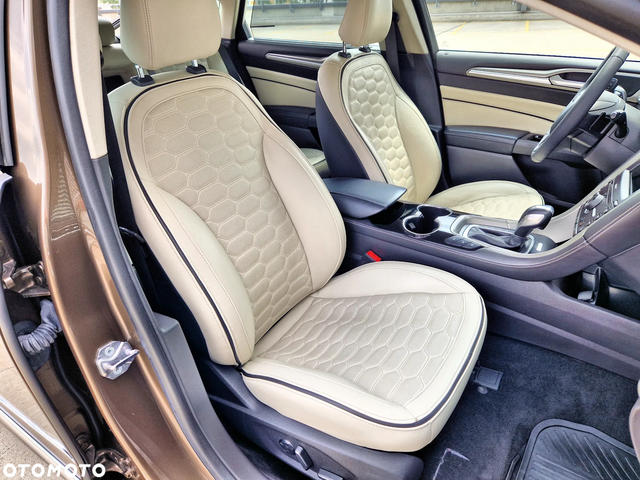 Ford Mondeo Vignale 2.0 TDCi PowerShift - 22