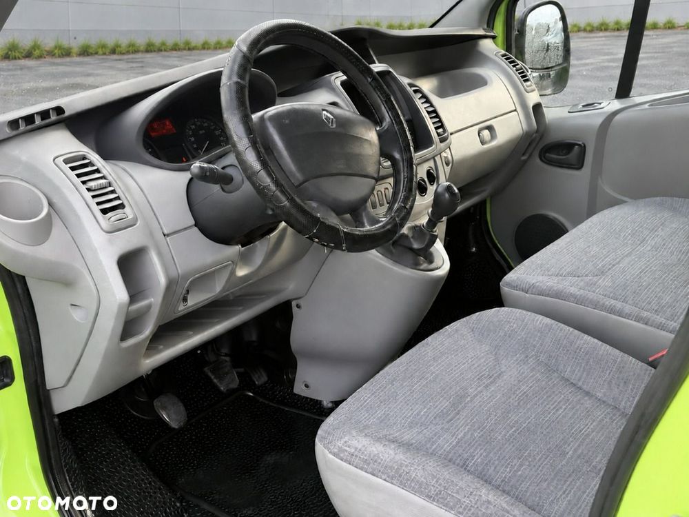 Renault Trafic - 8