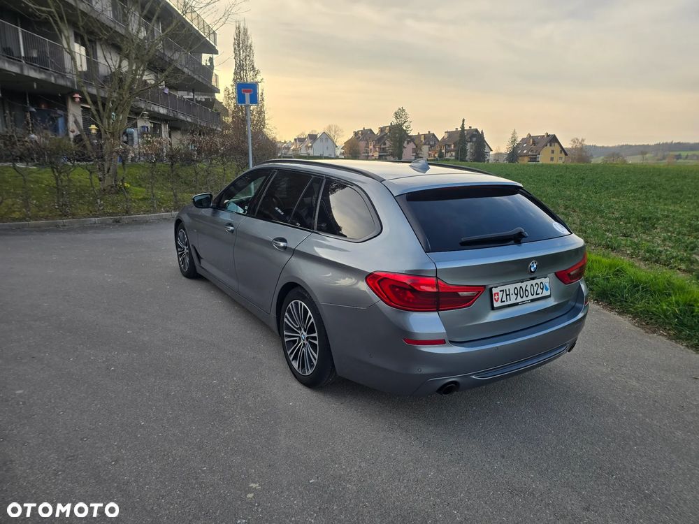 BMW Seria 5 520d xDrive Sport Line - 6