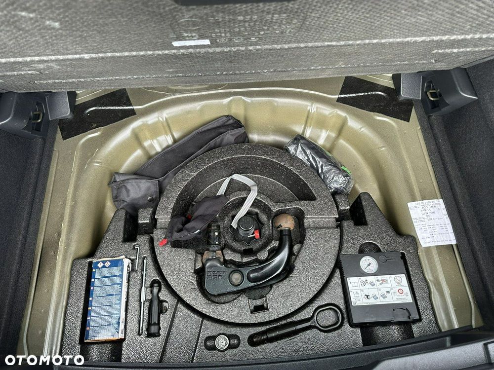 Volkswagen T-Roc 1.5 TSI ACT OPF - 35