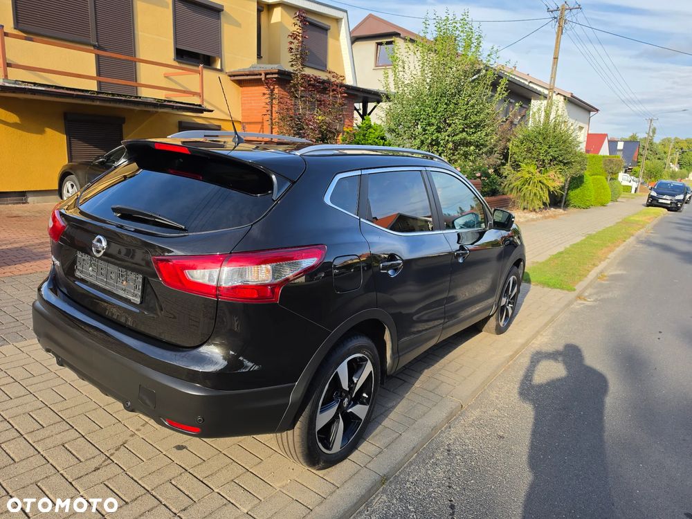 Nissan Qashqai 1.6 DIG-T 360 - 3