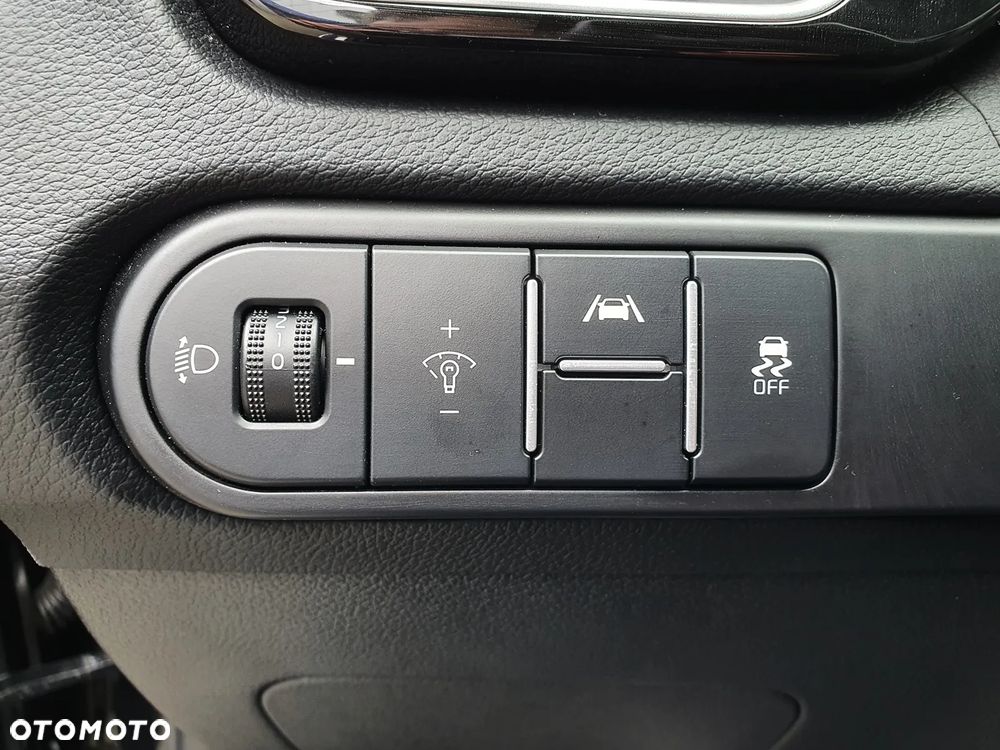 Kia XCeed 1.5 T-GDI Business Line DCT - 28