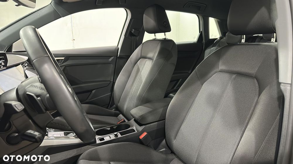 Audi A3 Sportback 35 TFSI S tronic - 17