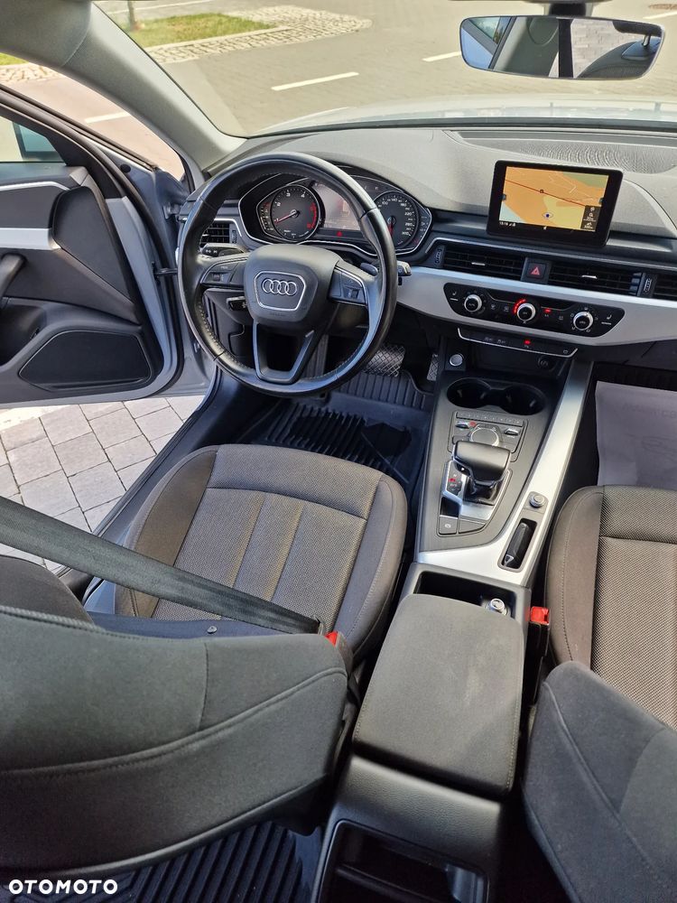 Audi A4 Avant 2.0 TDI S tronic - 22