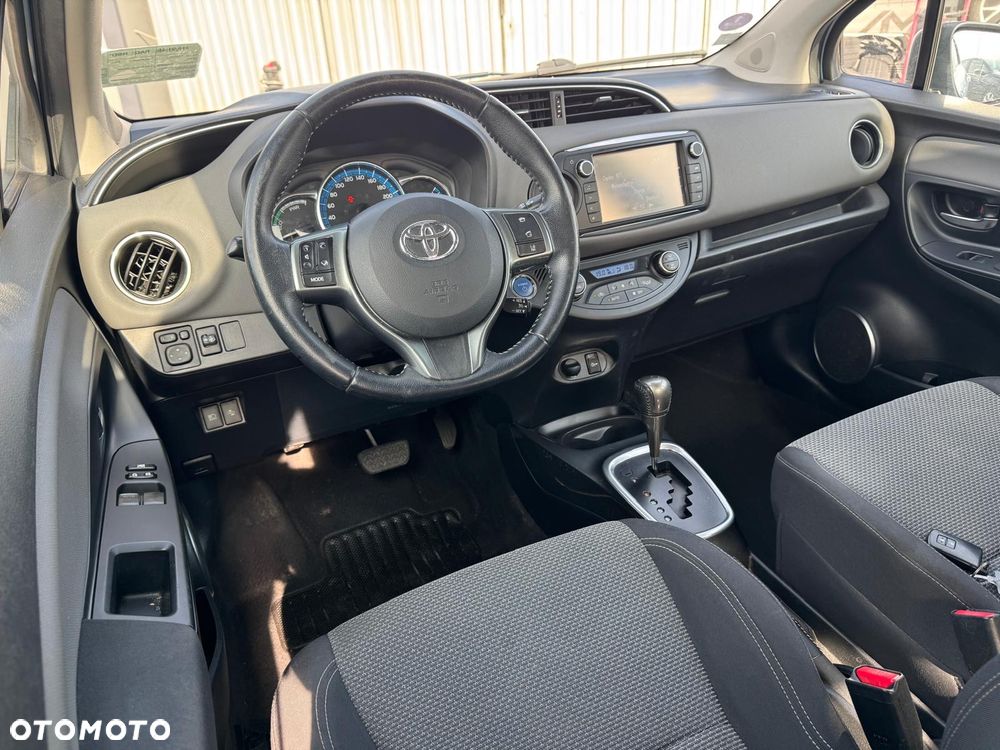 Toyota Yaris 1.5 VVT-i Style - 13