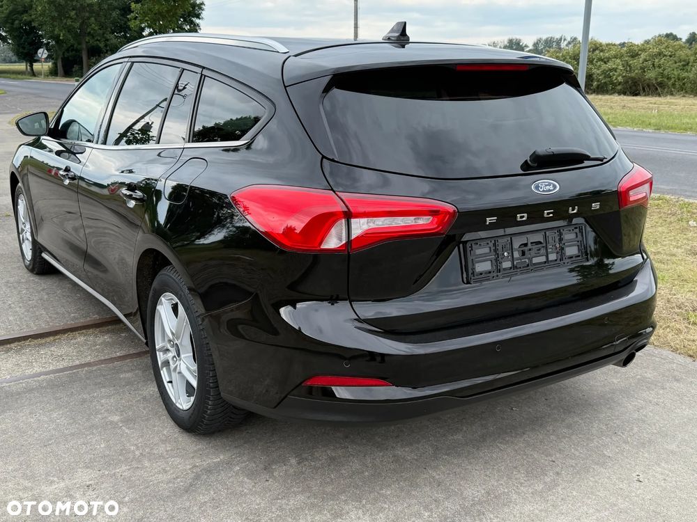 Ford Focus 1.5 EcoBlue Start-Stopp-System ACTIVE DESIGN - 4