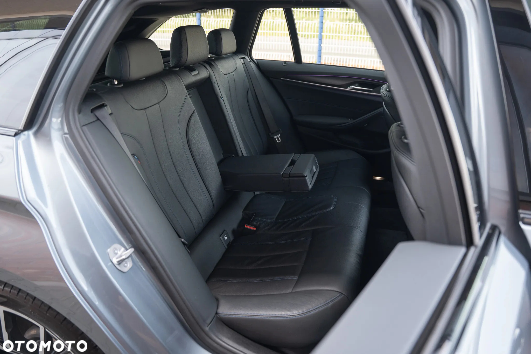 BMW Seria 5 520d xDrive Touring M Sport Edition - 34