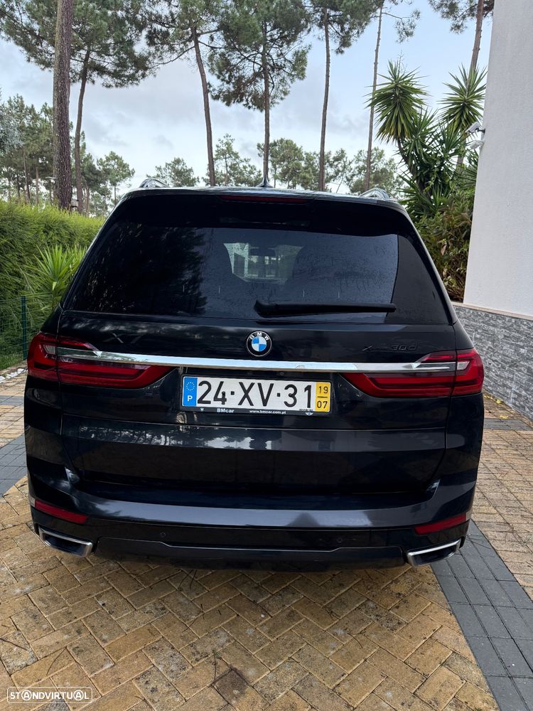 BMW X7 30 d xDrive Pack M - 13