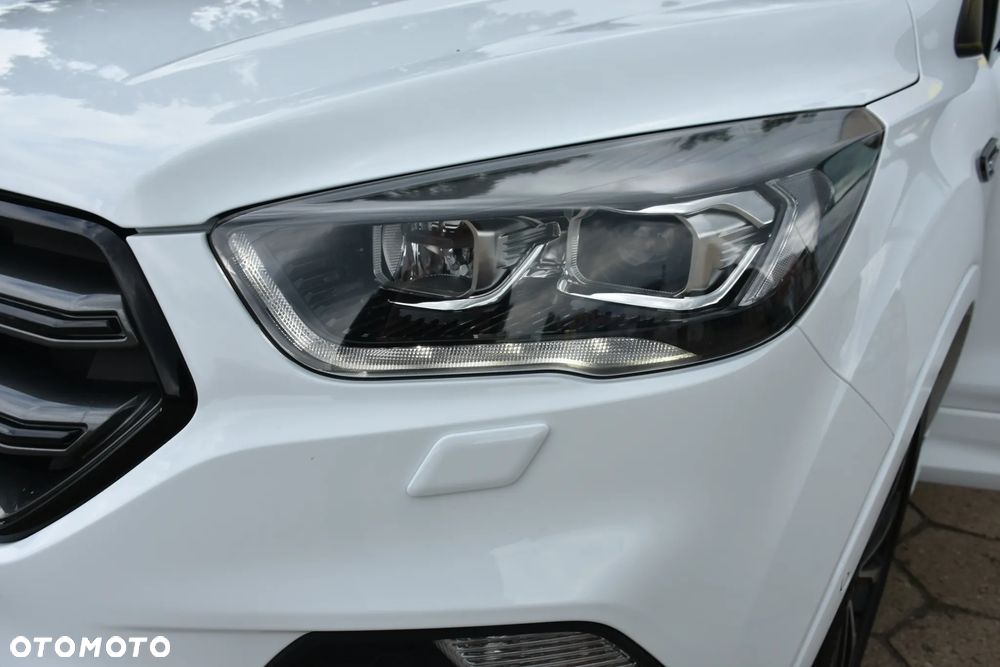Ford Kuga - 27
