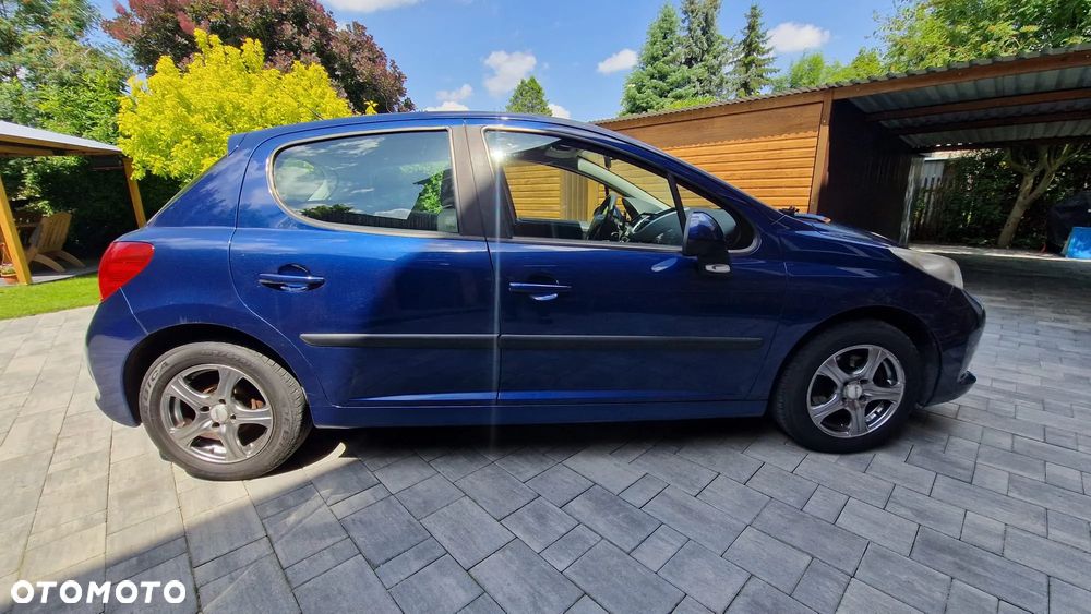 Peugeot 207 90 HDi FAP (Blue Lion) Sport - 3