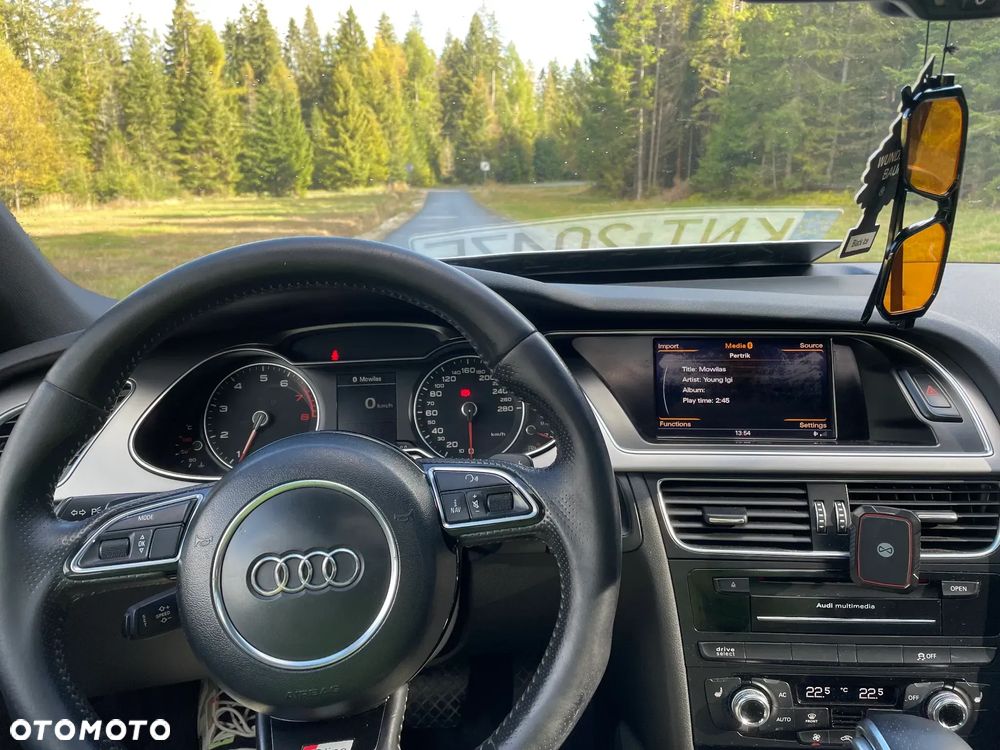Audi A4 - 8