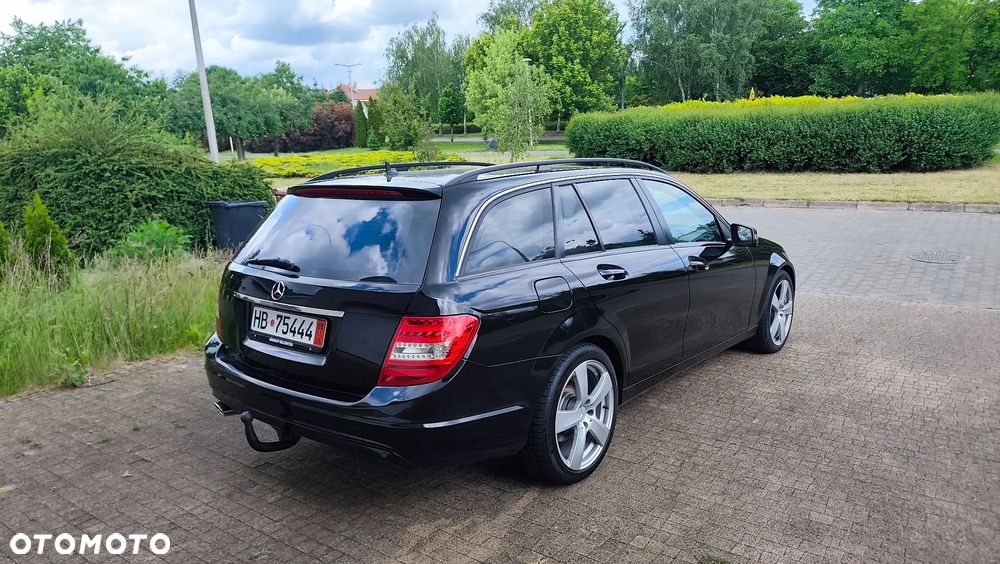 Mercedes-Benz Klasa C 220 CDI DPF Automatik Avantgarde - 22